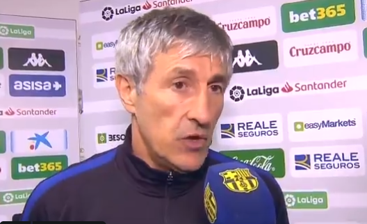 巴萨罗那主帅塞蒂恩出席发布会 对于球员的态度非常满意
