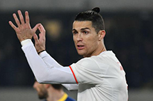 尤文图斯客战维罗纳 C罗意甲“十连斩”