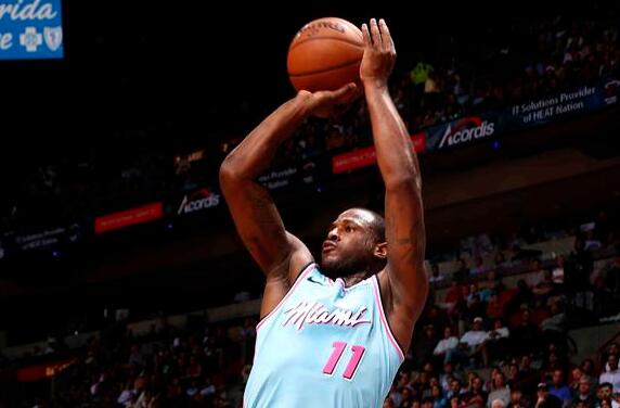 在近期湖人将与维特斯展开试探性对话