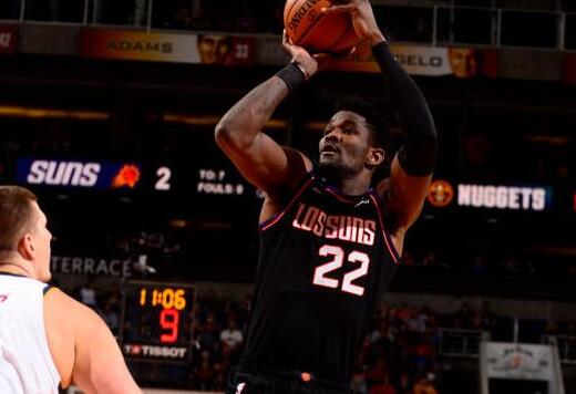 艾顿面对约基奇砍28+19 表示这些里程碑也很不错