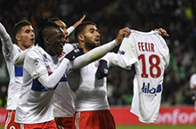 法甲联赛意外 里昂乌龙球