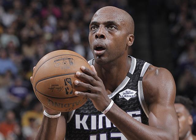 托利弗达成合同买断协议