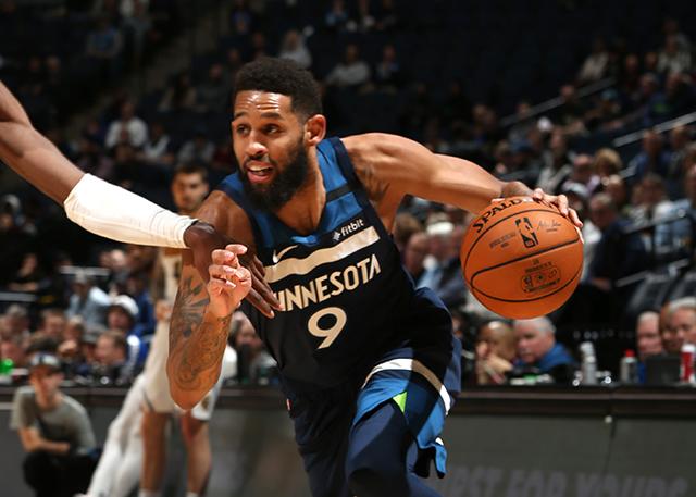 阿伦克拉布与森林狼达成买断协议