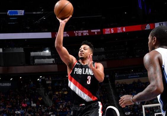 老大不在CJ再砍41分 带领球队完胜