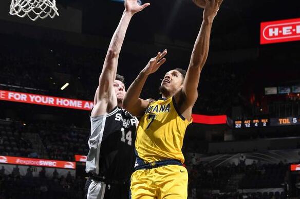 步行者客场胜马刺 116-111取得四连胜