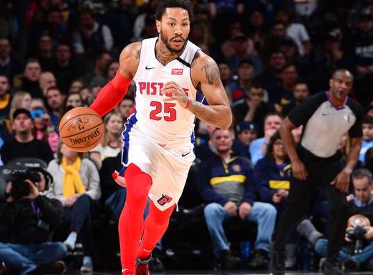 脚踝扭伤或问题不大 曝罗斯并未穿上保护靴