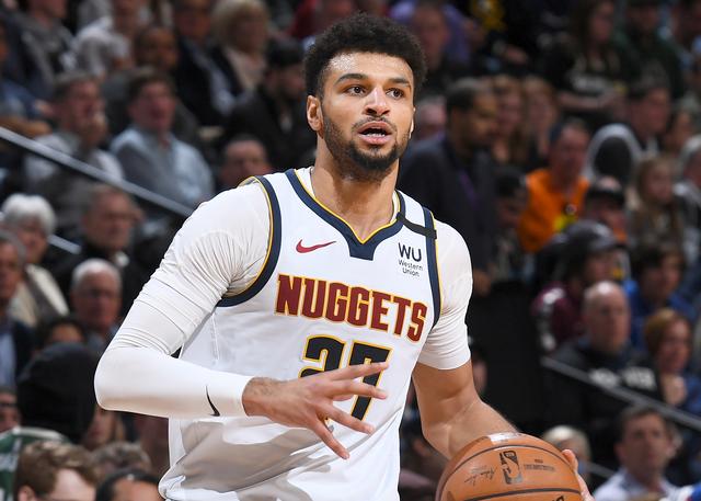 掘金主场送雄鹿三连败