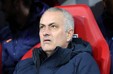 热刺首发彻底失败 穆帅为固执买单