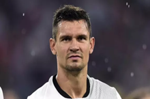 拉齐奥可能要签下洛夫伦，米兰枪手里昂热刺也是虎视眈眈