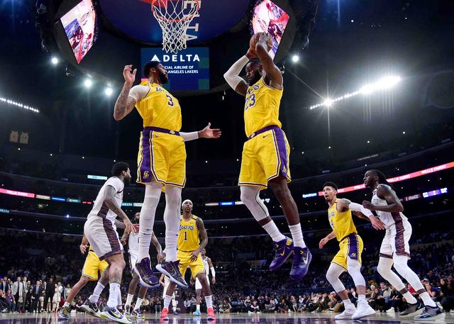 湖人明天进行新冠病毒检测并开始14天隔离