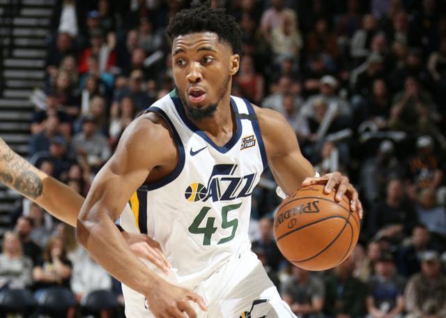 米切尔疫情期将为学区孩子提供每日一餐