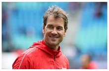 莱曼谈06年欧冠决赛红牌 欧冠零失球压力很大