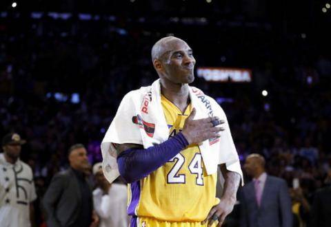 普通的东西，无限的价值，科比曾经使用过的毛巾，现在已经天价