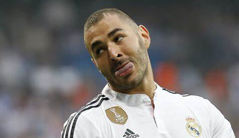 本泽马：对于吉鲁我是说实话，若和大罗比那我是卡丁车