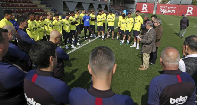 媒体曝巴萨不愿降薪时,梅西等还在想怎么帮其他员工