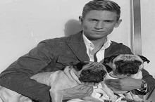 马竞欧冠晋级英雄给爱犬取名“安菲尔德”