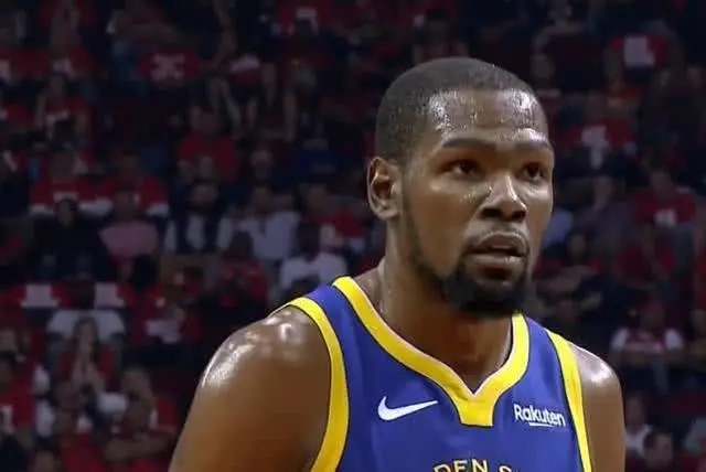 美媒评近20年最俱乐部最重要的决定，与球员各种签约