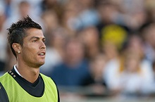 皇马外租小将：没想到拿欧冠后C罗送我手机，我呆若木鸡