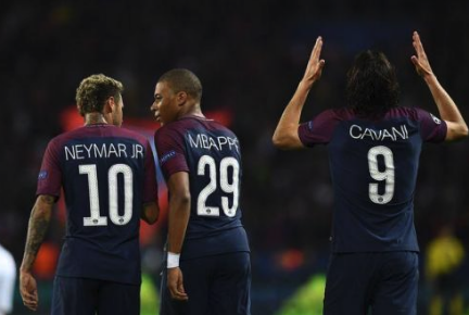 埃雷拉认为内马尔是巴黎的功臣,但是巴黎粉丝却对他心存怀疑