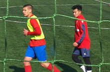 国足妖星加盟欧冠冠军,踏出生涯关键一步,超越武磊指日可待