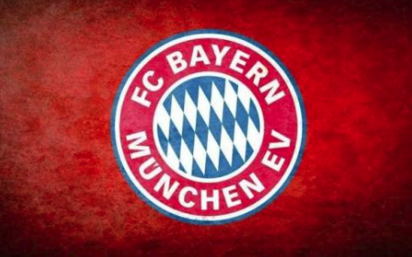 拜仁边路无敌，皇马在拜仁的边路只能是小弟一般的存在