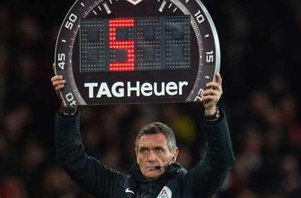 英超如何减少球员们受伤?考虑单场比赛可替换5人!