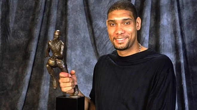 没有月佳却能够拿到常规赛的MVP？原来这种事情已经不知发生了一次