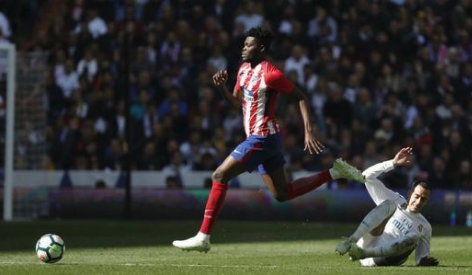 巴黎看好马竞大将托马斯,马竞表示给条活路,希望能续约