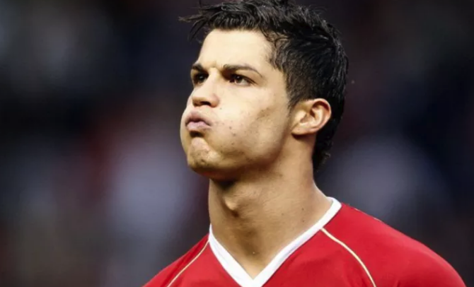 那个男人至今还对曼联产生影响，余生就是希望落叶归根