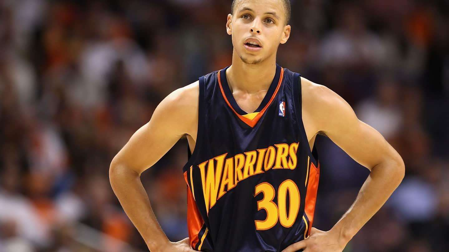 没有强壮身体的他，硬生生的改变的了NBA的打法与格局