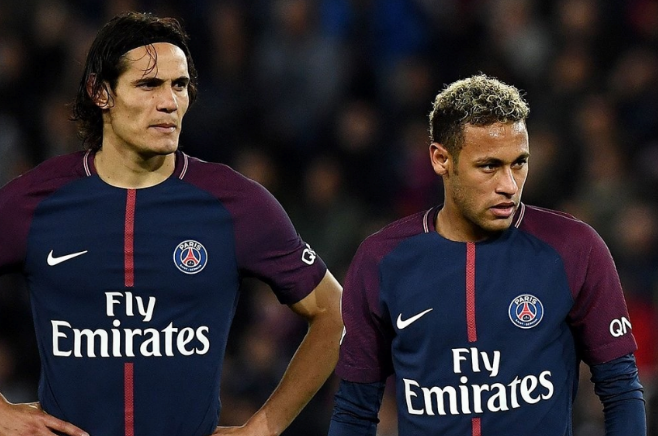 内马尔死对头被众多球队疯抢，五个选择在他面前提供