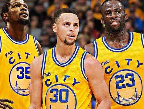 在众多球队以及开展训练的情况下，只有这一个球队成为一股清流