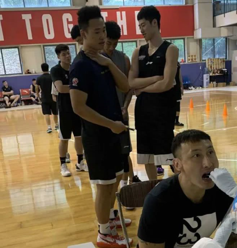 广东队成为完成第一轮核酸检测，之后还有两轮