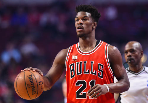 巴特勒疫情期间以身作则，成长为真正的领袖