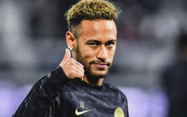 内马尔成为巴黎摇钱树,1.75亿欧而且只要钱,没有球队能承受