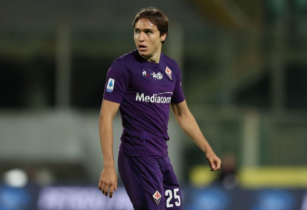 曼联切尔西抢人大战已经打响，谁给钱多就能得到妖星