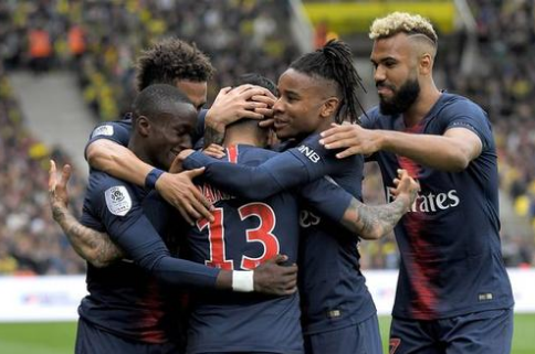 巴黎狂砍4分，第戎在三叉戟面前只能认输