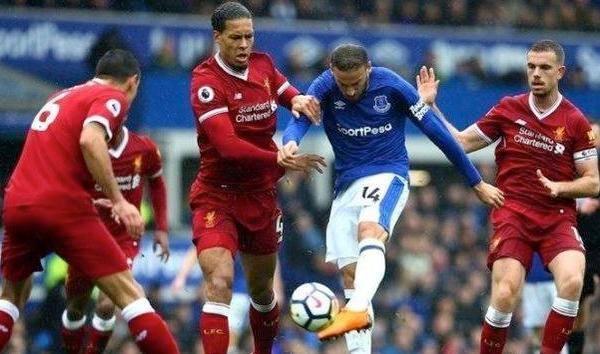 利物浦提前夺冠,众多战队祝贺,但是宿敌红魔却发文内涵起来了