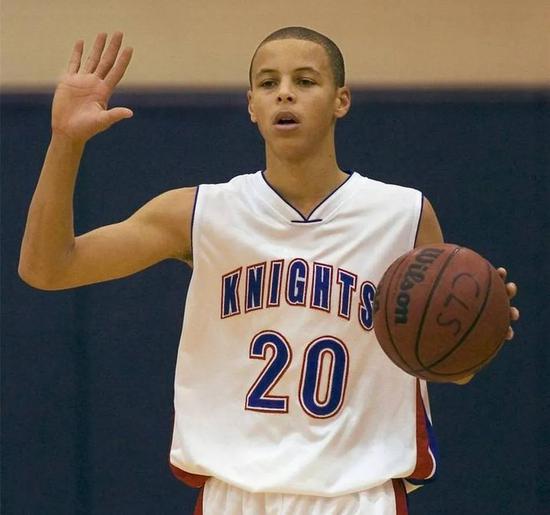 半神卡特创造了时间最久的记录，但是你知道在役最短的是谁吗