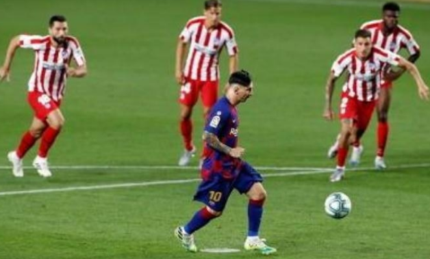 梅西700进球达成,但巴萨未来的迷茫在这场充分展现