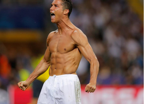 一场两个世界波,尤文战舰让热那亚溃不成军