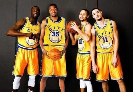 勇士没有签任何球员，这个赛季没有任何的补强，只能依靠选秀了