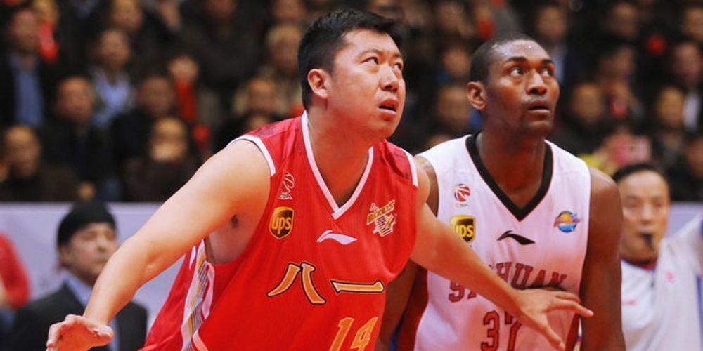 中国第一进入NBA的篮球选手是谁?