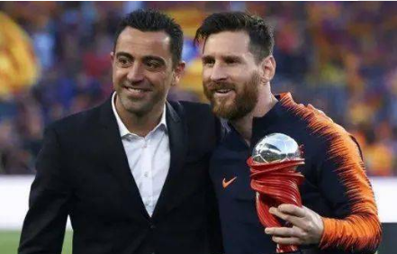 哈维主帅续约合同签订,巴萨表示哈维的去留权还在掌握之中