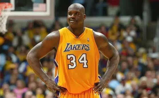 致敬全世界最强大的中锋之一，大鲨鱼沙奎尔奥尼尔