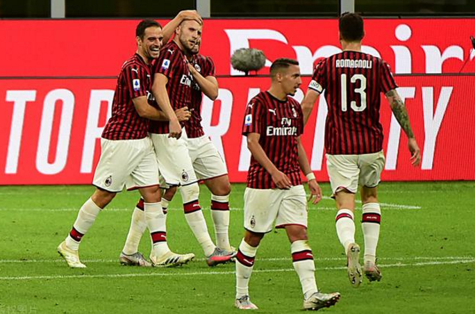 尤文防线犹如摆设,C罗也是被他坑的全程黑脸