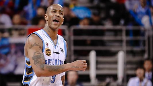 从NBA漂泊到CBA，优秀的人从来不掩饰自己的锋芒