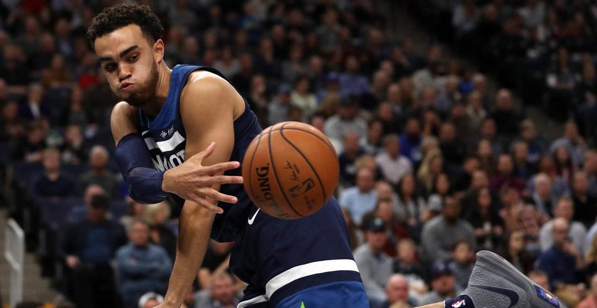 湖人复赛入住酒店户型曝光，再次遭到吐槽，房间里有蟑螂