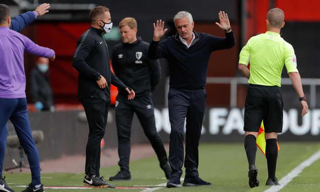 伯恩茅斯触球惹争议，热刺0射正，双方打平