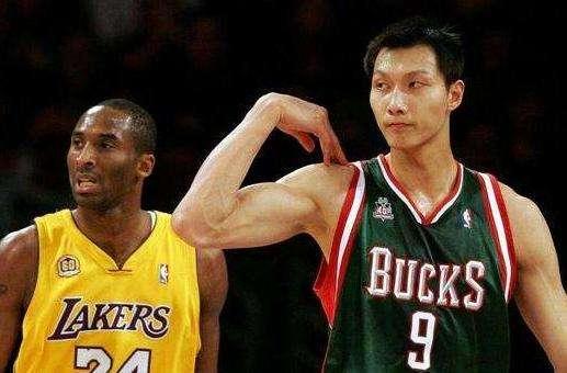 易建联选秀的时候当年是第六位，那么前五位分别是谁